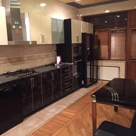 In Baku 160.0 m² apartment is for rent - Image 3