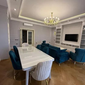In Baku 180.0 m² apartment is for rent - Image 3