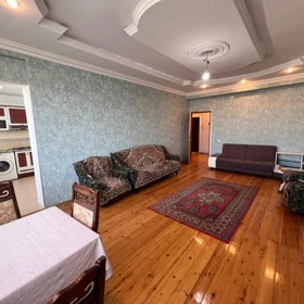 In Baku 70.0 m² apartment is for rent - Image 3