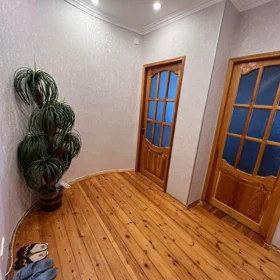 In Baku 70.0 m² apartment is for rent - Image 5