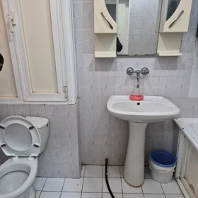 In Baku 50.0 m² apartment is for rent - Image 3