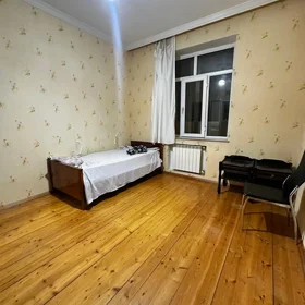 In Baku 85.0 m² apartment is for rent - Image 5