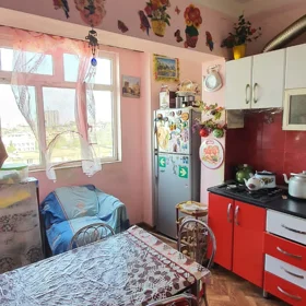 In Baku 72.0 m² apartment is for sale - Image 3