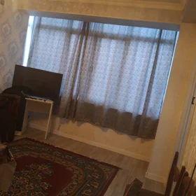 In Baku 40.0 m² apartment is for rent - Image 3
