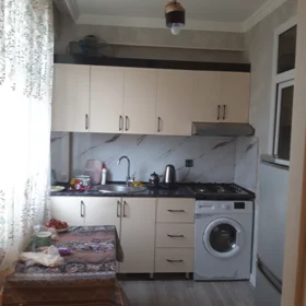 In Baku 40.0 m² apartment is for rent - Image 4