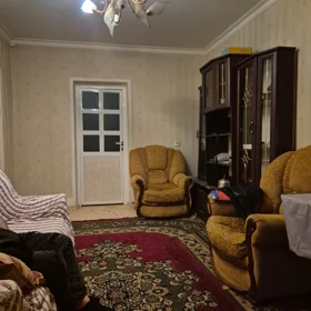 In Baku 80.0 m² apartment is for sale - Image 4