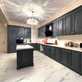 In Baku 205.0 m² apartment is for sale - Image 4