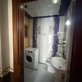 In Baku 85.0 m² apartment is for rent - Image 5