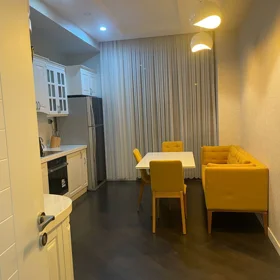 In Baku 150.0 m² apartment is for rent - Image 4