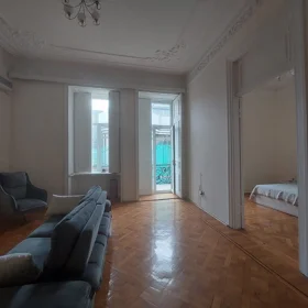 In Baku 110.0 m² apartment is for rent - Image 5