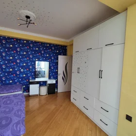 In Baku 120.0 m² apartment is for rent - Image 2