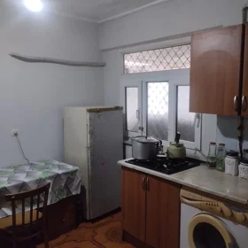 In Baku 60.0 m² house with 1.0 rooms is for rent - Image 4