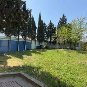 In Baku 320.0 m² house with 8.0 rooms is for sale - Image 5