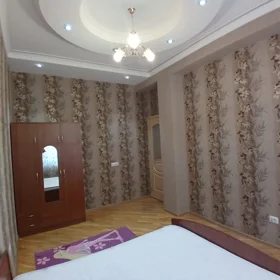 In Baku 130.0 m² apartment is for rent - Image 5