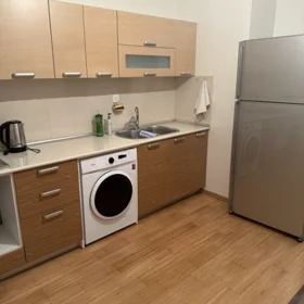 In Baku 70.0 m² apartment is for rent - Image 5