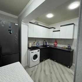 In Baku 101.0 m² apartment is for rent - Image 2