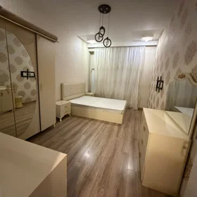 In Baku 145.0 m² apartment is for rent - Image 5