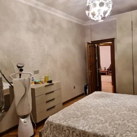 In Baku 145.0 m² apartment is for sale - Image 5