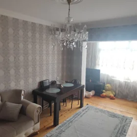 In Baku 75.0 m² apartment is for rent - Image 2