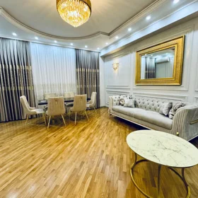 In Baku 144.0 m² apartment is for rent - Image 3