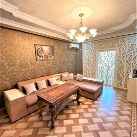 In Baku 192.0 m² apartment is for sale - Image 5