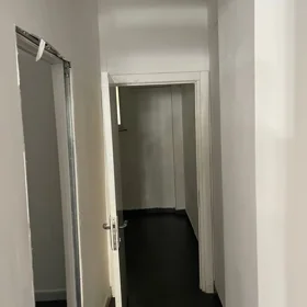 In Baku 80.0 m² commercial is for rent - Image 4