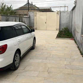 In Baku 160.0 m² house with 4.0 rooms is for sale - Image 2