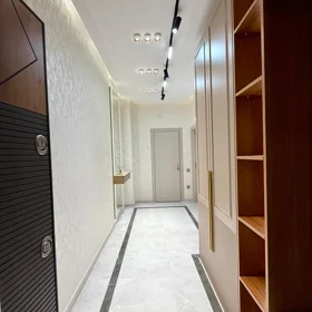 In Baku 72.0 m² apartment is for rent - Image 2