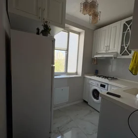 In Baku 65.0 m² apartment is for sale - Image 2