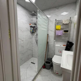 In Baku 65.0 m² apartment is for sale - Image 4