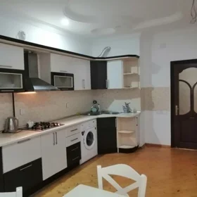 In Baku 65.0 m² apartment is for sale - Image 2