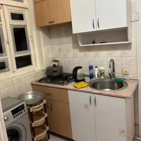 In Baku 75.0 m² apartment is for sale - Image 5