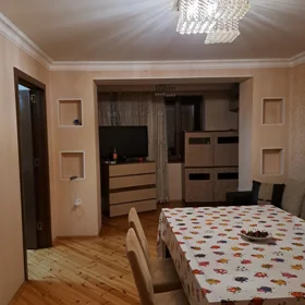 In Baku 65.0 m² apartment is for sale - Image 2