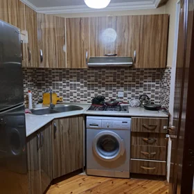 In Baku 65.0 m² apartment is for sale - Image 3