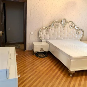 In Baku 105.0 m² apartment is for rent - Image 5