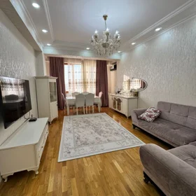 In Baku 110.0 m² apartment is for sale - Image 4