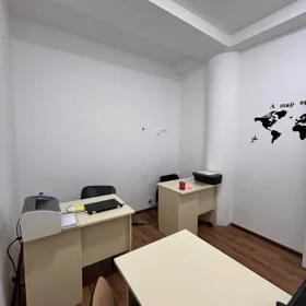 In Baku 12.0 m² office is for rent - Image 3