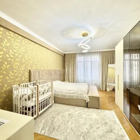 In Baku 99.0 m² apartment is for sale - Image 4