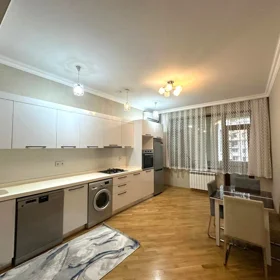 In Baku 110.0 m² apartment is for rent - Image 5