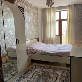 In Baku 75.0 m² apartment is for rent - Image 3