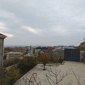 In Baku 100.0 m² apartment is for sale - Image 5