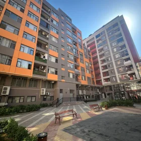 In Baku 115.0 m² apartment is for sale - Image 3