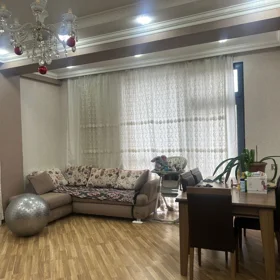 In Baku 115.0 m² apartment is for sale - Image 4