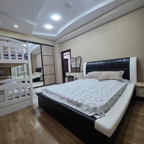 In Baku 70.0 m² apartment is for sale - Image 2