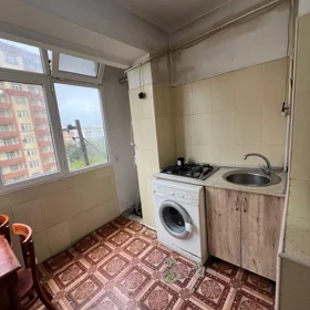 In Baku 60.0 m² apartment is for rent - Image 5