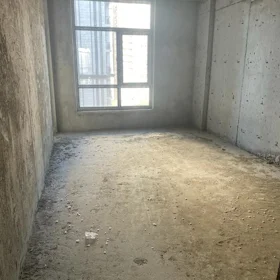 In Baku 155.0 m² apartment is for sale - Image 3