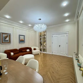 In Baku 120.0 m² apartment is for sale - Image 3