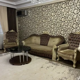 In Baku 126.0 m² apartment is for sale - Image 3