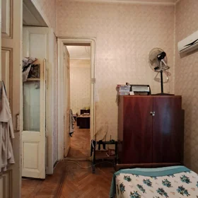 In Baku 65.0 m² apartment is for sale - Image 3