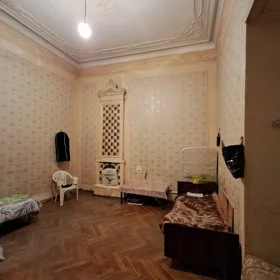 In Baku 65.0 m² apartment is for sale - Image 4